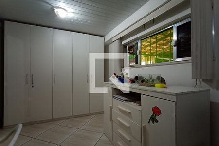 Casa à venda com 680m², 8 quartos e 9 vagasQuarto 2  - Edícula