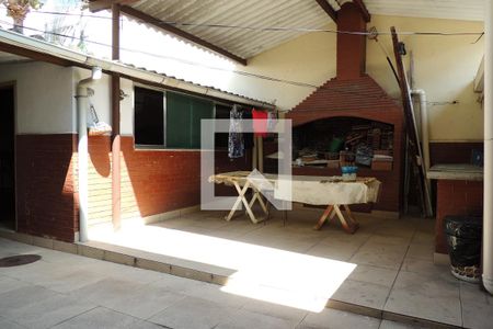 Casa à venda com 680m², 8 quartos e 9 vagasChurrasqueira