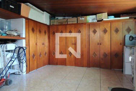 Casa à venda com 680m², 8 quartos e 9 vagasLavanderia