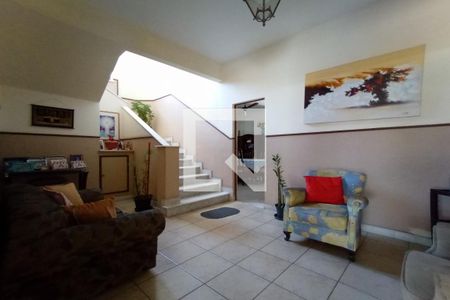 Casa à venda com 680m², 8 quartos e 9 vagasHall de Entrada