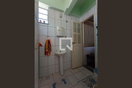 Casa à venda com 680m², 8 quartos e 9 vagasBanheiro da Suíte