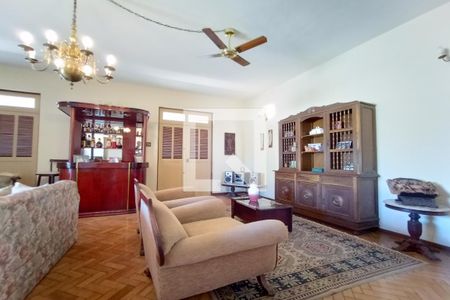 Sala 1 de casa à venda com 8 quartos, 680m² em Anil, Rio de Janeiro