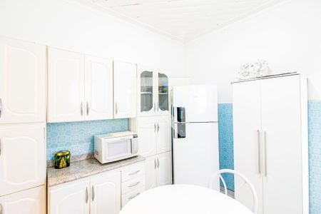 Casa à venda com 150m², 3 quartos e 1 vaga Casa à venda com 150m², 3 quartos e 1 vagaCozinha