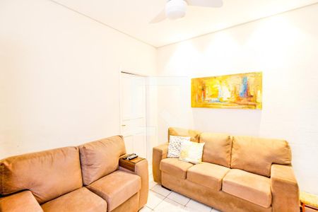 Sala de casa à venda com 3 quartos, 150m² em Jardim Caravelas, São Paulo