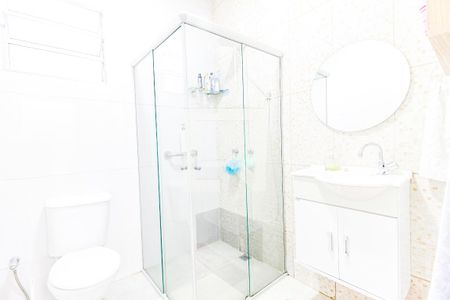 Casa à venda com 150m², 3 quartos e 1 vaga Casa à venda com 150m², 3 quartos e 1 vagaBanheiro