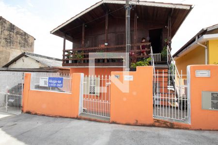 Casa para alugar com 65m², 2 quartos e 1 vagaFachada