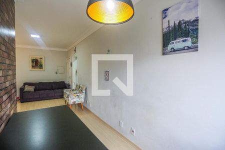 Sala de Estar de apartamento à venda com 2 quartos, 66m² em Vila Pirajussara, São Paulo