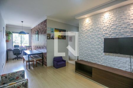 Sala de Estar de apartamento à venda com 2 quartos, 66m² em Vila Pirajussara, São Paulo