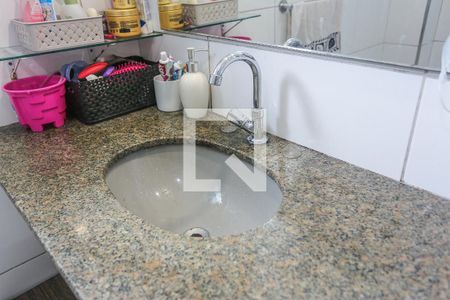 Apartamento à venda com 66m², 2 quartos e sem vaga Apartamento à venda com 66m², 2 quartos e sem vagaBanheiro