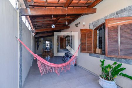 Casa à venda com 257m², 4 quartos e 4 vagas