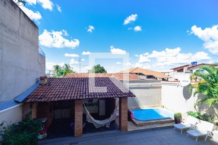 Casa à venda com 257m², 4 quartos e 4 vagas