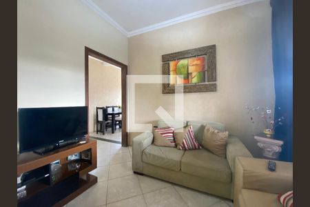 Casa à venda com 3 quartos, 170m² em Paquetá, Belo Horizonte