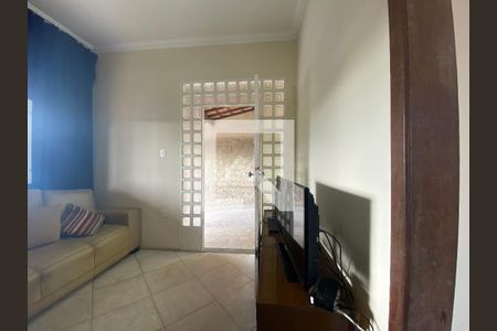 Casa à venda com 3 quartos, 170m² em Paquetá, Belo Horizonte
