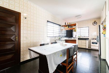 Casa à venda com 300m², 4 quartos e 5 vagasCozinha