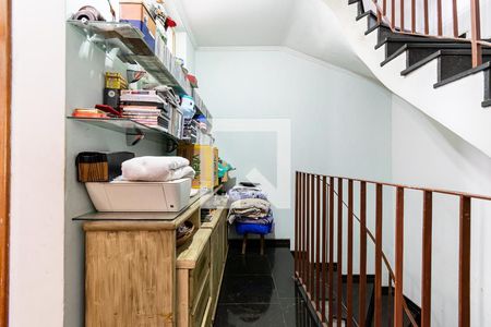 Casa à venda com 300m², 4 quartos e 5 vagasCorredor