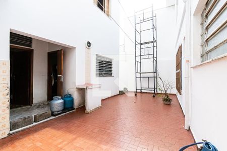 Casa à venda com 300m², 4 quartos e 5 vagasQuintal/ lavanderia