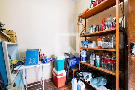 Casa à venda com 300m², 4 quartos e 5 vagasQuarto de Serviço