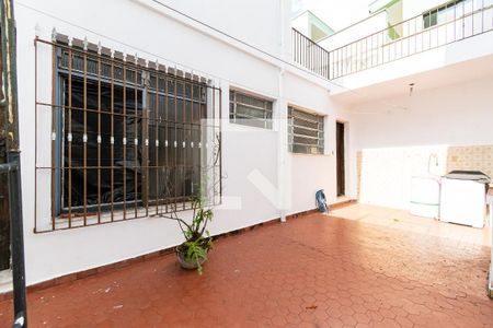 Casa à venda com 300m², 4 quartos e 5 vagasQuintal/ lavanderia