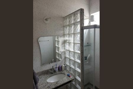 Casa à venda com 214m², 3 quartos e 4 vagas