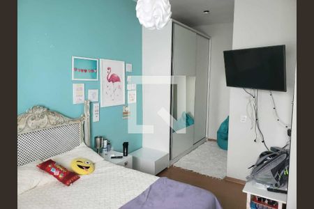 Casa à venda com 214m², 3 quartos e 4 vagas