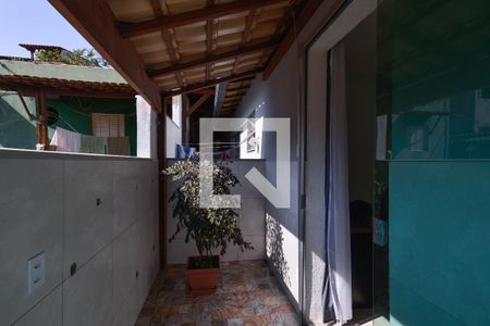 Casa à venda com 3 quartos, 86m² em Floramar, Belo Horizonte