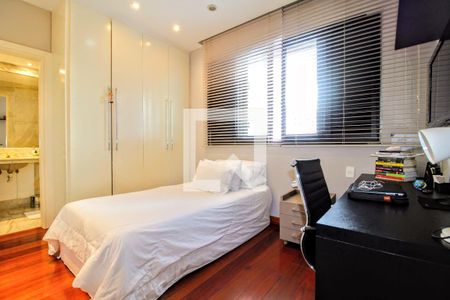 Apartamento à venda com 4 quartos, 280m² em Serra, Belo Horizonte