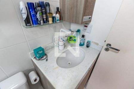 Banheiro do Quarto 1 de apartamento à venda com 2 quartos, 52m² em Glória, Porto Alegre