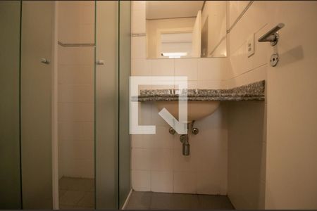 Apartamento à venda com 55m², 2 quartos e 1 vagaBanheiro Social