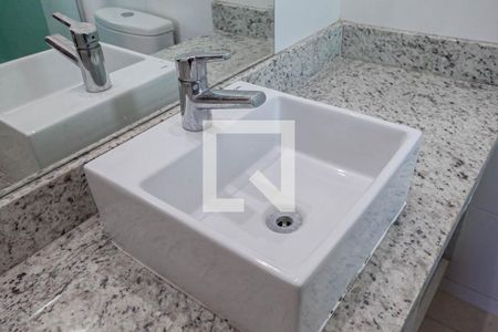 Apartamento para alugar com 216m², 3 quartos e 3 vagas Apartamento para alugar com 216m², 3 quartos e 3 vagasBanheiro da suíte