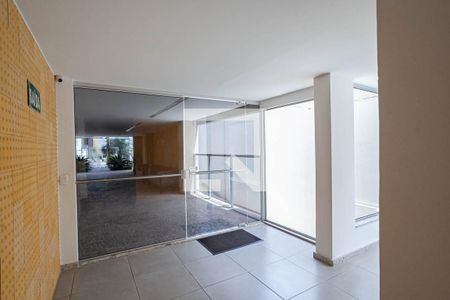 Apartamento para alugar com 216m², 3 quartos e 3 vagas Apartamento para alugar com 216m², 3 quartos e 3 vagasHall de entrada