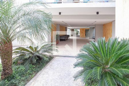 Apartamento para alugar com 216m², 3 quartos e 3 vagas Apartamento para alugar com 216m², 3 quartos e 3 vagasHall de entrada