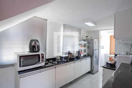 Apartamento para alugar com 216m², 3 quartos e 3 vagas Apartamento para alugar com 216m², 3 quartos e 3 vagasCozinha