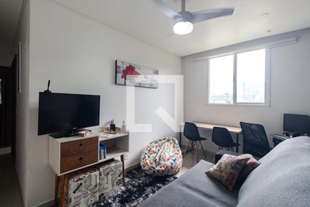 Sala de apartamento para alugar com 2 quartos, 50m² em Sítio Pinheirinho, São Paulo