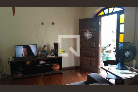 Casa à venda com 4 quartos, 170m² em Horto, Belo Horizonte