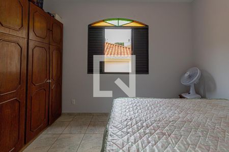 Casa à venda com 140m², 3 quartos e 3 vagas Casa à venda com 140m², 3 quartos e 3 vagasQuarto 3 Suíte