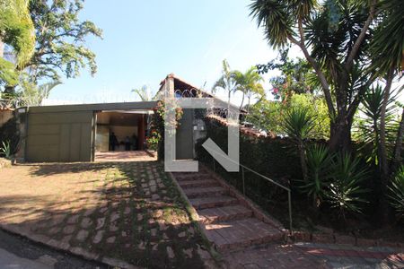 Casa à venda com 6 quartos, 523m² em Belvedere, Belo Horizonte