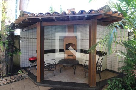 Casa à venda com 6 quartos, 523m² em Belvedere, Belo Horizonte