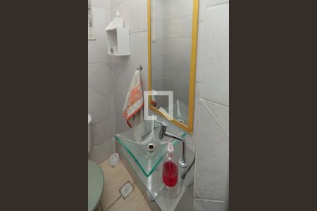 Lavabo de casa de condomínio à venda com 2 quartos, 70m² em Cascadura, Rio de Janeiro