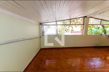 Casa à venda com 210m², 5 quartos e sem vaga Casa à venda com 210m², 5 quartos e sem vagaVista do Quarto 2