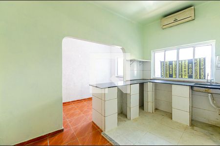 Cozinha de casa à venda com 5 quartos, 210m² em Icaraí, Niterói