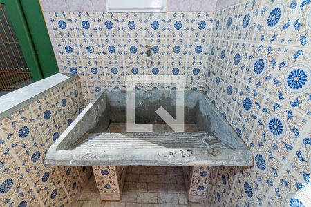 Casa para alugar com 80m², 2 quartos e sem vagaÁrea de Serviço