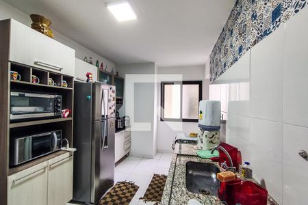 Apartamento à venda com 117m², 3 quartos e 2 vagas Apartamento à venda com 117m², 3 quartos e 2 vagasCozinha
