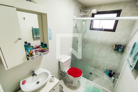 Apartamento à venda com 117m², 3 quartos e 2 vagas Apartamento à venda com 117m², 3 quartos e 2 vagasBanheiro da Suíte