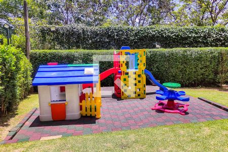 Apartamento à venda com 117m², 3 quartos e 2 vagas Apartamento à venda com 117m², 3 quartos e 2 vagasÁrea comum - playground