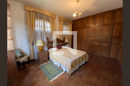 Casa à venda com 4 quartos, 716m² em Belvedere, Belo Horizonte