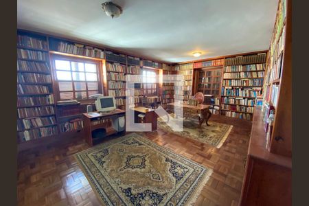 Casa à venda com 4 quartos, 716m² em Belvedere, Belo Horizonte