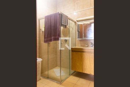 Casa à venda com 317m², 3 quartos e 2 vagasBanheiro Suíte 1