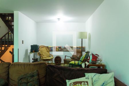 Casa à venda com 317m², 3 quartos e 2 vagasSala