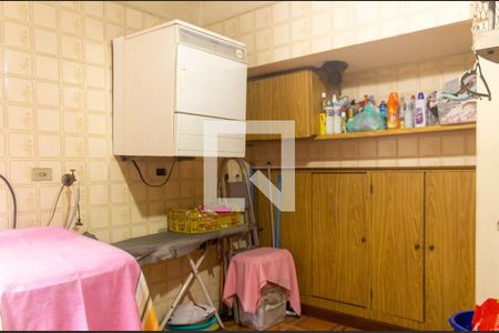 Casa à venda com 317m², 3 quartos e 2 vagasÁrea de Serviço