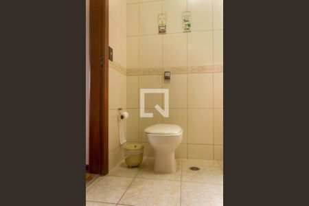 Casa à venda com 317m², 3 quartos e 2 vagasBanheiro Suíte 2